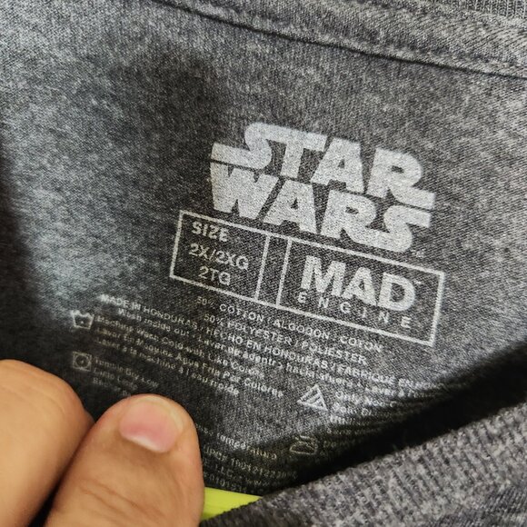 Star Wars Mad Engine Darth Vader & Stormtrooper Crossing T-Shirt Men's Size 2X - Picture 5 of 8